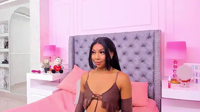 HaileeRoberts online show from February 2025 12:14:02 PM