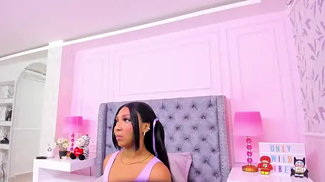 HaileeRoberts online show from March 2025 12:12:01 PM