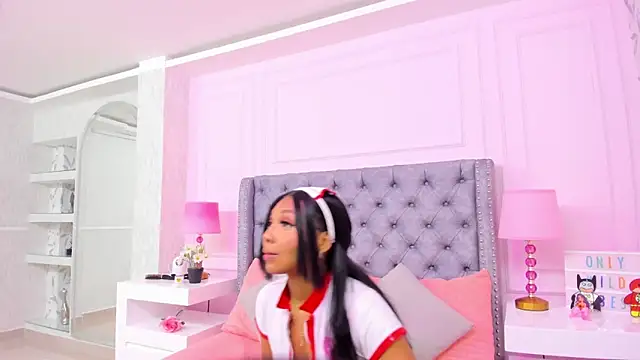 HaileeRoberts online show from March 2025 12:11:01 PM