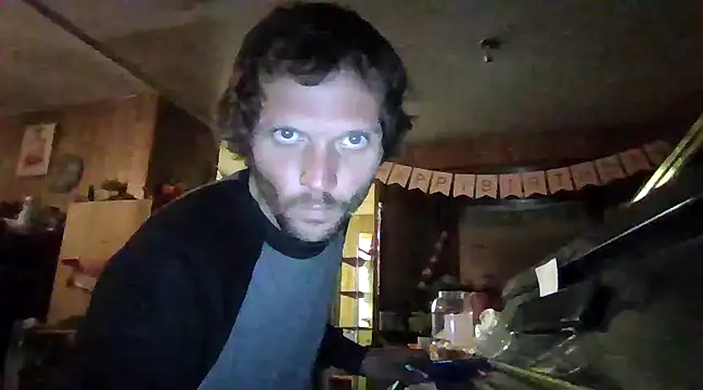 Snapshot of luke_thighwalker2469 chatting on January 2025 04:12:01 AM luke thighwalker2469 online show from January 2025 04:12:01 AM