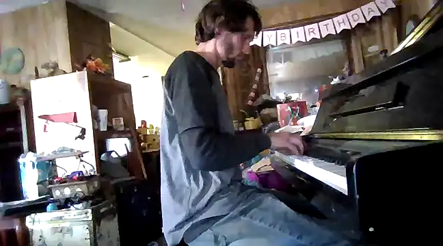 Snapshot of luke_thighwalker2469 chatting on January 2025 11:24:01 PM luke thighwalker2469 online show from January 2025 11:24:01 PM