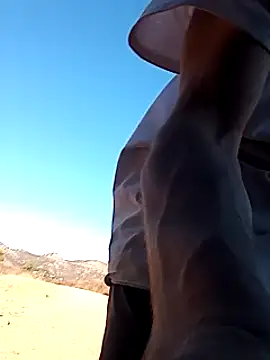 Snapshot of luke_thighwalker2469 chatting on January 2025 09:09:02 PM luke thighwalker2469 online show from January 2025 09:09:02 PM