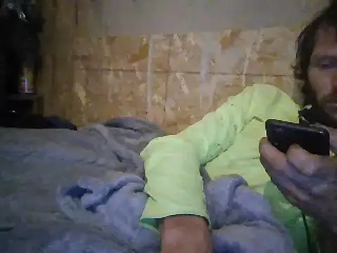 Snapshot of luke_thighwalker2469 chatting on February 2025 10:32:02 AM luke thighwalker2469 online show from February 2025 10:32:02 AM