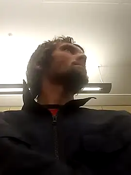 Snapshot of luke_thighwalker2469 chatting on March 2025 03:47:02 PM luke thighwalker2469 online show from March 2025 03:47:02 PM