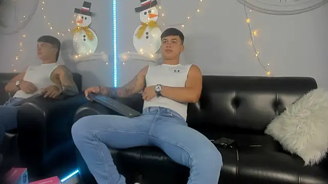 Cristopher strong online show from January 2025 12:35:02 PM