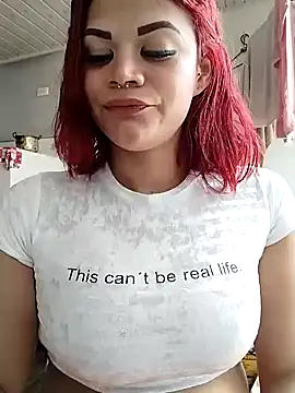 Snapshot of IamAlana_ chatting on December 2024 07:21:01 PM IamAlana online show from December 2024 07:21:01 PM