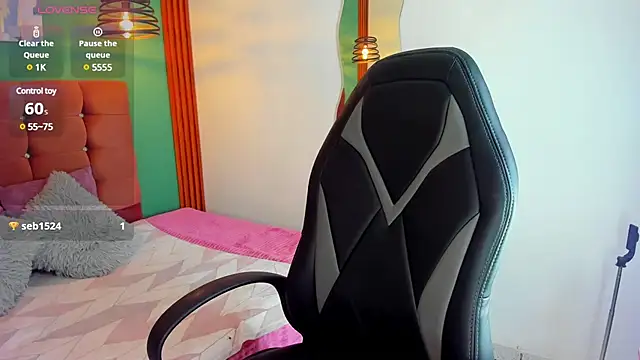 Snapshot of IamAlana_ chatting on February 2025 06:08:02 AM IamAlana online show from February 2025 06:08:02 AM