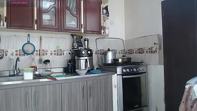 Snapshot of Nanna_and_Balder chatting on February 2025 07:47:02 PM Nanna and Balder online show from February 2025 07:47:02 PM