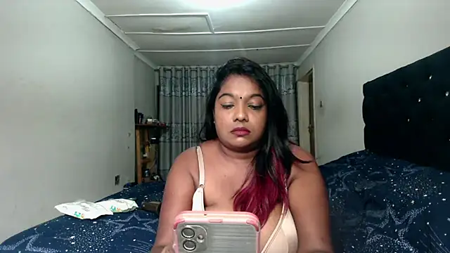 Snapshot of Indianmayaxoxo chatting on February 2025 01:20:01 PM Indianmayaxoxo online show from February 2025 01:20:01 PM