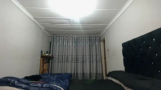 Snapshot of Indianmayaxoxo chatting on February 2025 03:31:01 PM Indianmayaxoxo online show from February 2025 03:31:01 PM