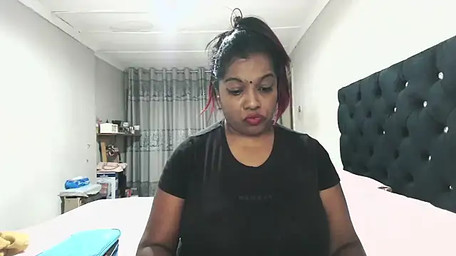 Snapshot of Indianmayaxoxo chatting on October 2025 02:50:02 PM Indianmayaxoxo online show from October 2025 02:50:02 PM