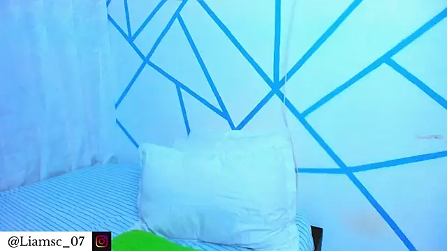 liam scott77 online show from November 2025 10:59:02 PM