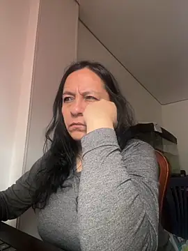 Freya Artemisa online show from September 2025 05:26:02 PM