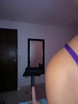 Snapshot of cristina1800 chatting on March 2026 04:29:02 AM cristina1800 online show from March 2026 04:29:02 AM