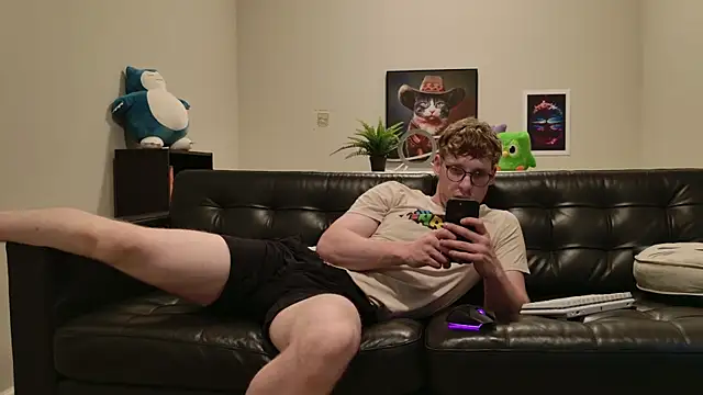 BlueEyedTallGuy94 online show from September 2025 01:51:01 AM