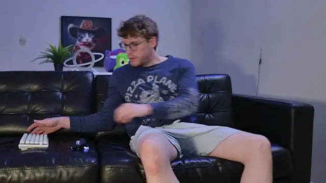 BlueEyedTallGuy94 online show from October 2025 01:08:02 AM