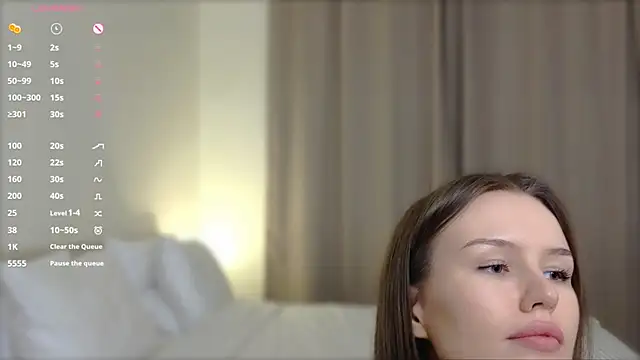 Snapshot of illumiangel chatting on January 2025 08:21:01 PM illumiangel online show from January 2025 08:21:01 PM