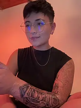 Snapshot of Ashley_Chriss chatting on January 2025 05:50:02 AM Ashley Chriss online show from January 2025 05:50:02 AM