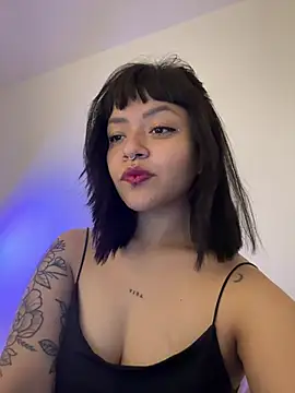 Snapshot of Ashley_Chriss chatting on March 2025 12:43:01 AM Ashley Chriss online show from March 2025 12:43:01 AM