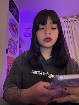 Snapshot of Ashley_Chriss chatting on September 2025 11:32:02 PM Ashley Chriss online show from September 2025 11:32:02 PM