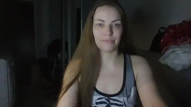 Snapshot of AnnaDiamond1 chatting on April 2026 10:26:02 PM AnnaDiamond1 online show from April 2026 10:26:02 PM