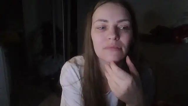 Snapshot of AnnaDiamond1 chatting on April 2026 10:44:02 PM AnnaDiamond1 online show from April 2026 10:44:02 PM