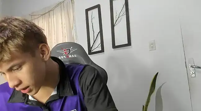 miguel hz online show from February 2025 07:52:02 PM