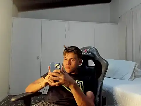 miguel hz online show from March 2025 08:53:01 PM