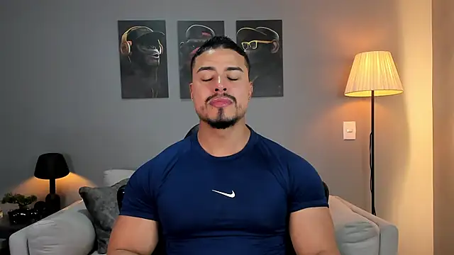 ApoloMakris online show from November 2025 07:35:02 PM