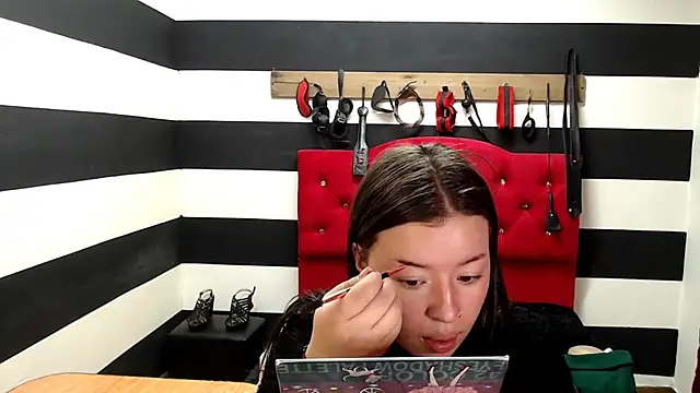 Marian Ran online show from March 2025 03:08:01 AM