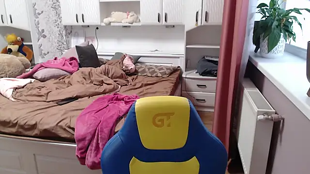 Snapshot of 69SexySecret69 chatting on February 2025 05:49:02 AM 69SexySecret69 online show from February 2025 05:49:02 AM