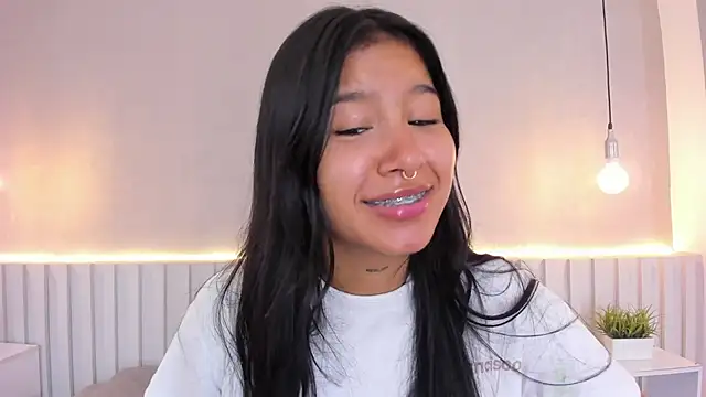 Aida moreno online show from February 2025 10:45:01 AM