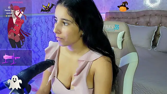 VICTORIA HOUSTON online show from November 2025 01:35:02 PM