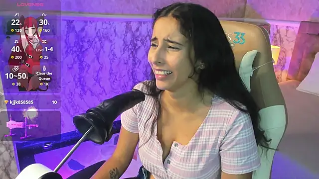 VICTORIA HOUSTON online show from November 2025 01:35:02 PM