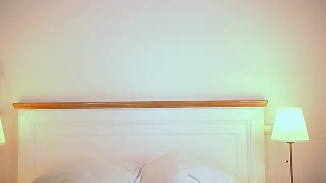 Snapshot of AdelineKing chatting on June 2026 01:38:02 AM AdelineKing online show from June 2026 01:38:02 AM
