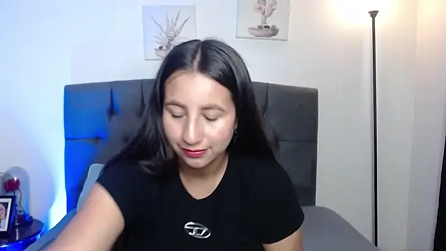 Snapshot of ailyn_miranda chatting on December 2025 07:53:01 PM ailyn miranda online show from December 2025 07:53:01 PM