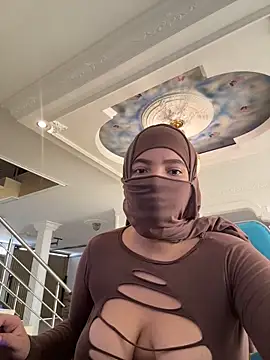 Snapshot of malak_nanyy chatting on April 2026 02:58:02 PM malak nanyy online show from April 2026 02:58:02 PM