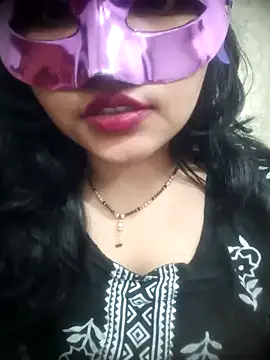 Snapshot of Shivi_shahh chatting on January 2025 06:07:01 PM Shivi shahh online show from January 2025 06:07:01 PM