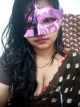 Snapshot of Shivi_shahh chatting on October 2025 05:43:02 PM Shivi shahh online show from October 2025 05:43:02 PM