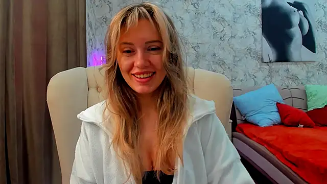 foxy blond online show from March 2026 12:28:01 AM