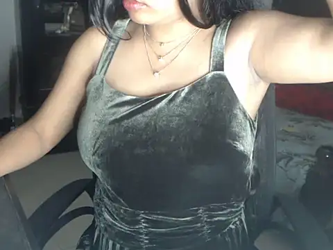 DevilErin online show from June 2026 03:00:01 PM