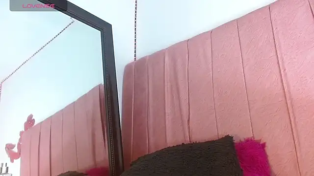 Snapshot of margiesfunnyhot303av chatting on December 2024 08:49:01 AM margiesfunnyhot303av online show from December 2024 08:49:01 AM