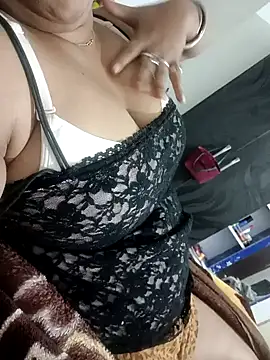 Snapshot of riya_kumari0 chatting on December 2024 05:51:01 PM riya kumari0 online show from December 2024 05:51:01 PM