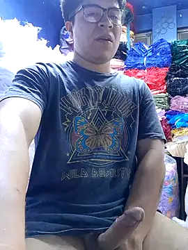 Snapshot of strokvic chatting on October 2025 11:18:02 PM strokvic online show from October 2025 11:18:02 PM