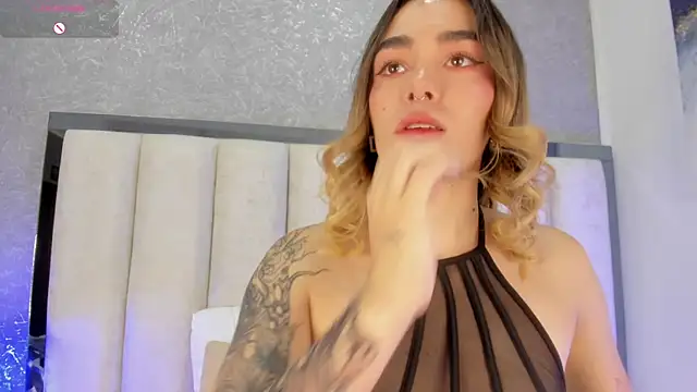 Lucy Vega online show from September 2025 04:45:01 AM