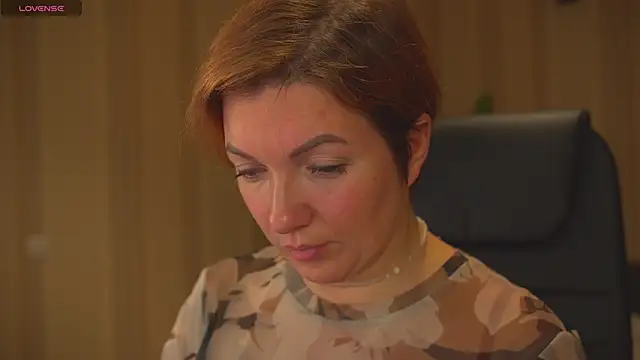 Katherine Fox online show from December 2024 07:32:01 AM