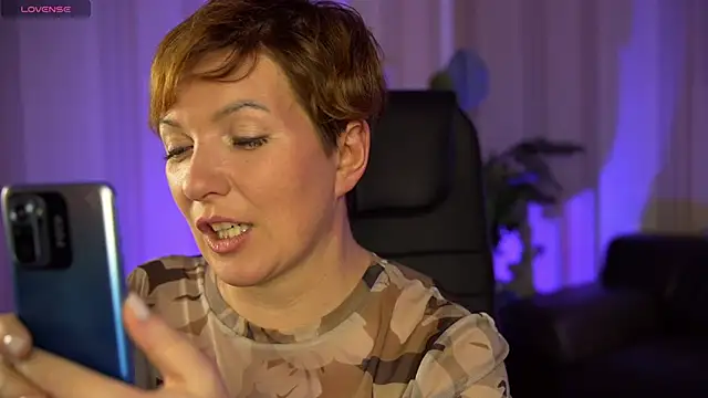 Katherine Fox online show from December 2024 09:04:02 PM