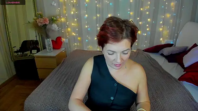 Katherine Fox online show from January 2025 12:16:01 PM