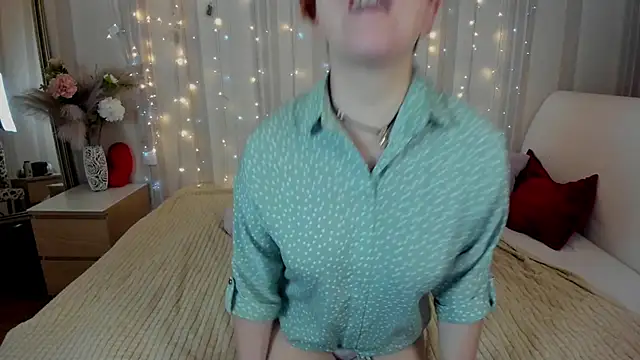 Katherine Fox online show from March 2025 08:04:02 AM