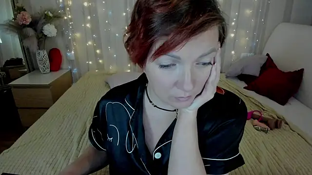 Katherine Fox online show from March 2025 11:19:01 AM